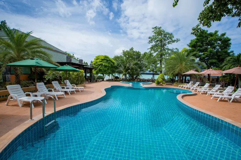 Phi Phi Andaman Beach Resort - Image 1