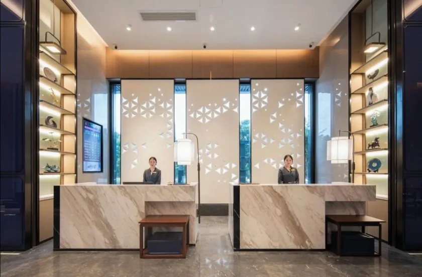 Lanyue East Hotel  - Hall
