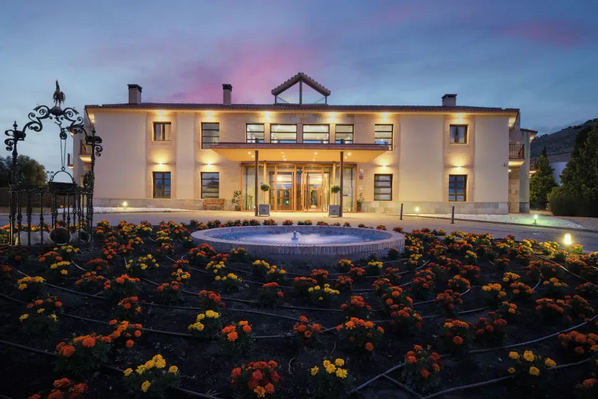 Hotel Spa Villa Nazules - Image 1