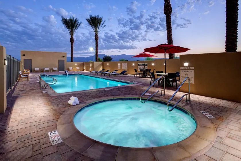 Hampton Inn & Suites Indio - Image 1