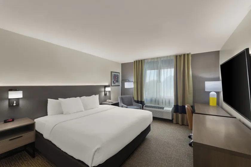 Comfort Inn & Suites Austin North Loop - Image 1