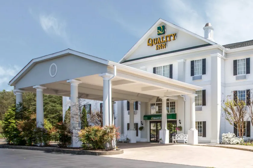 Quality Inn Greeneville - Tusculum - Image 1
