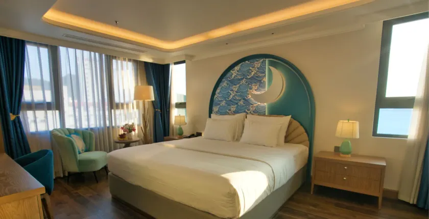 The Moon Boutique Hotel Cat Ba - Image 1