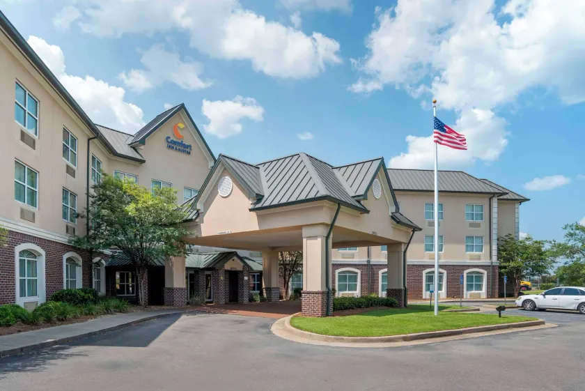 Comfort Inn & Suites Daphne Spanish Fort - Mobile East - Image 1