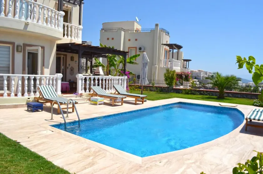 3 Bedrooms Apartment Lake View 5 by Likya Global - Image 1