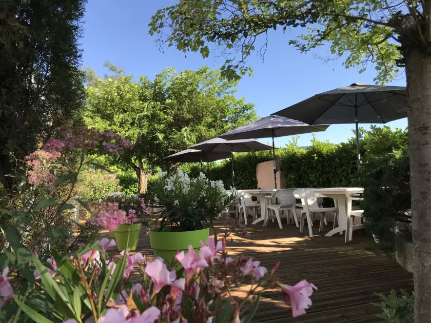 Hotel Les Chênes - Image 1