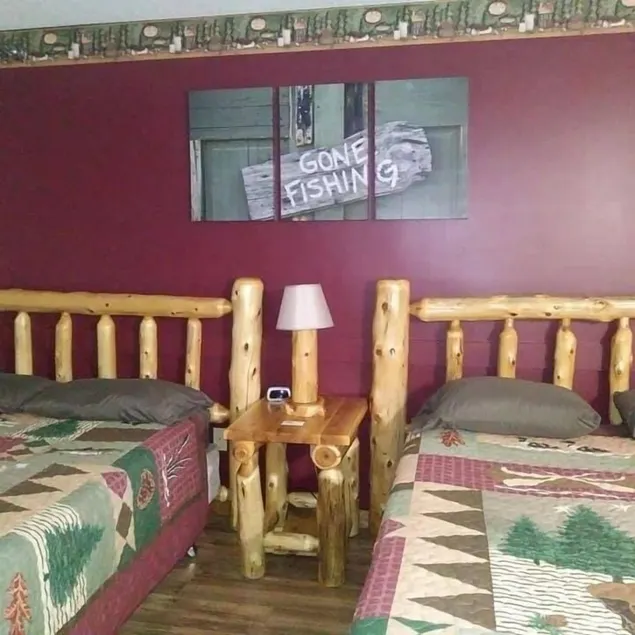 Briarwood motor inn - Image 1