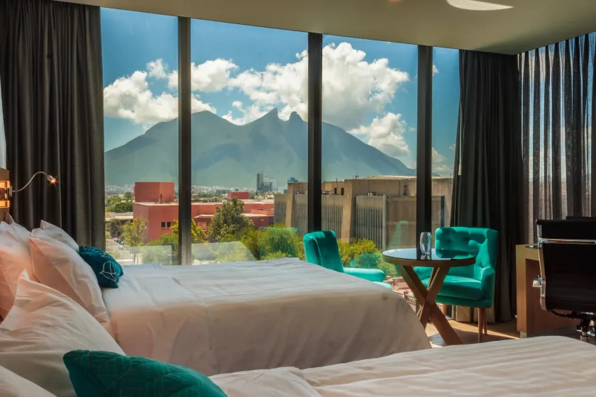 Hotel Kavia Monterrey - Image 1