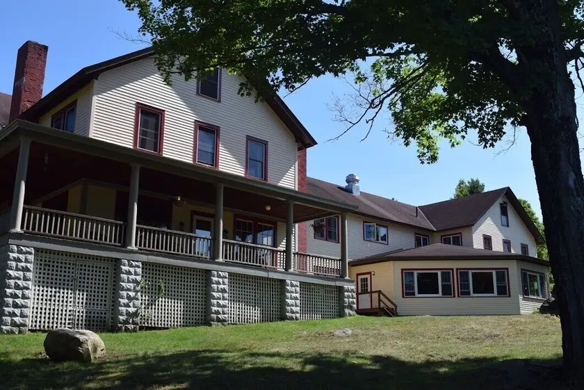 The Long View Lodge - Image 1