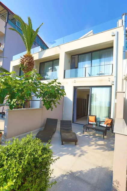 Hotel Beach Split - Image 1