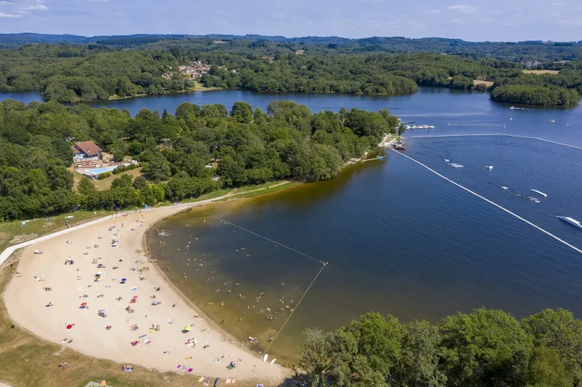 Camping du Lac de Saint-Pardoux - Image 1