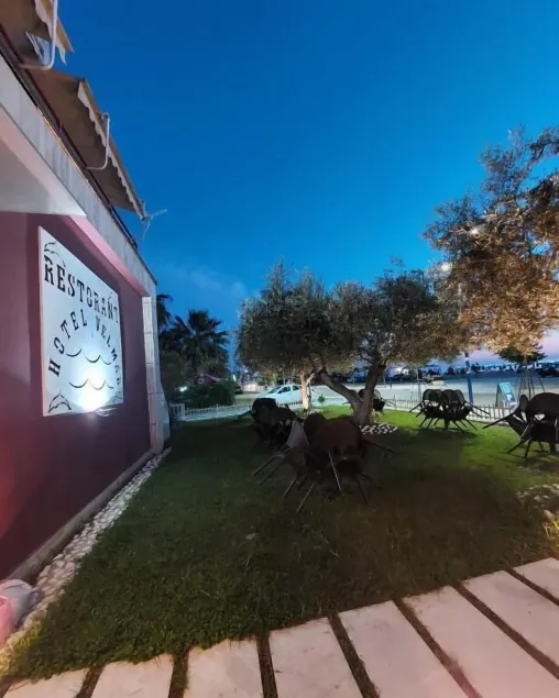 Velmar Hotel - Image 1