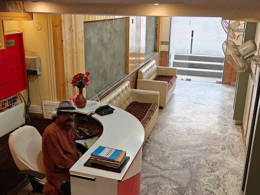 Oasis Hotel and Restaurant - Hall