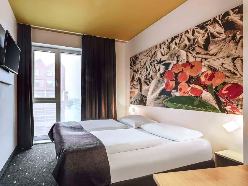 B&B Hotel Bremen-Überseestadt - Image 1
