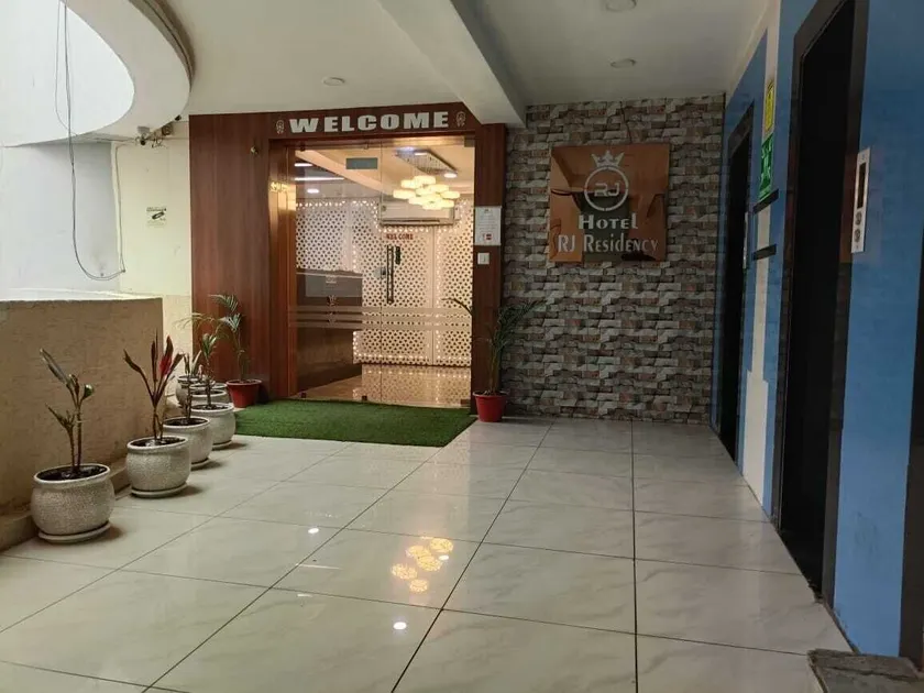 HOTEL RJ RESIDENCY C.G.ROAD - Image 1