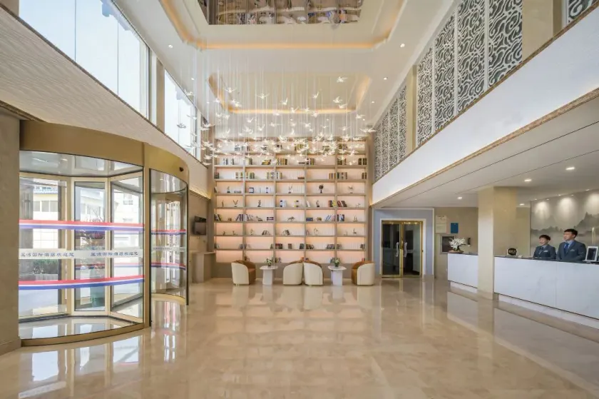 LAN WAN INTERNATIONAL  HOTEL - Reception
