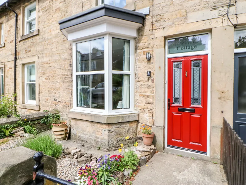 Hawthorne Cottage - Image 1