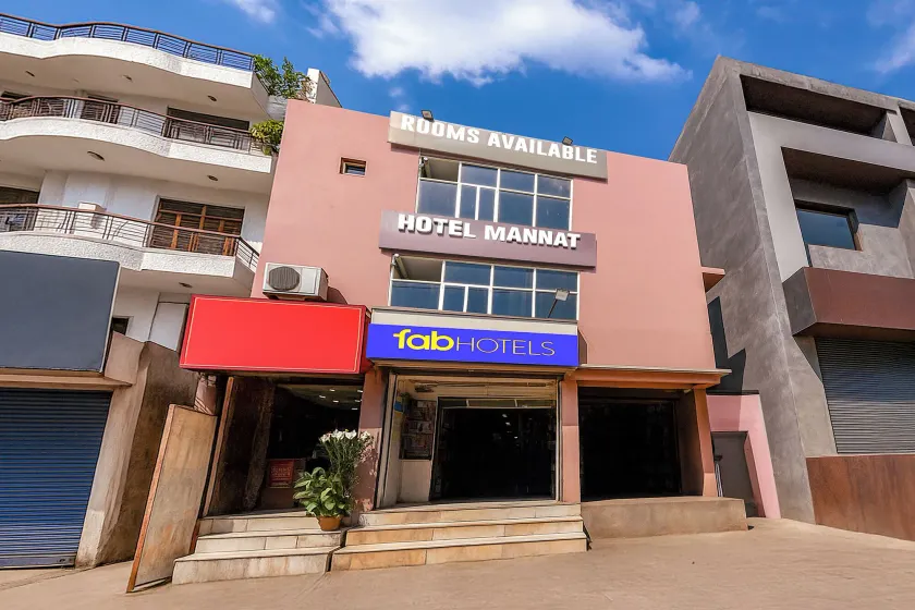 Fabhotel Mannat Bhera Enclave - Image 1