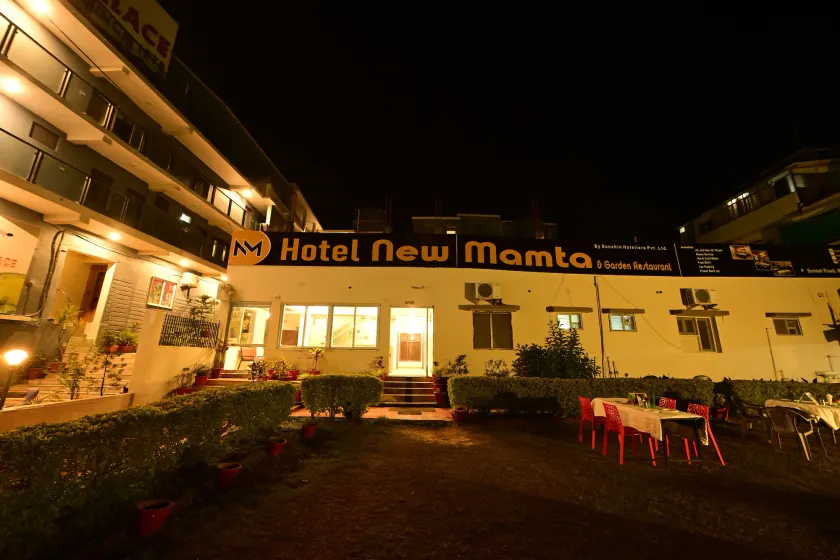 Hotel New Mamta by SSH 350 Metres from Nakki Lake - Image 1