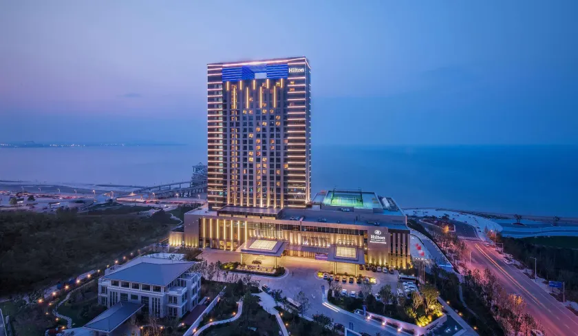 Hilton Yantai Golden Coast - Image 1