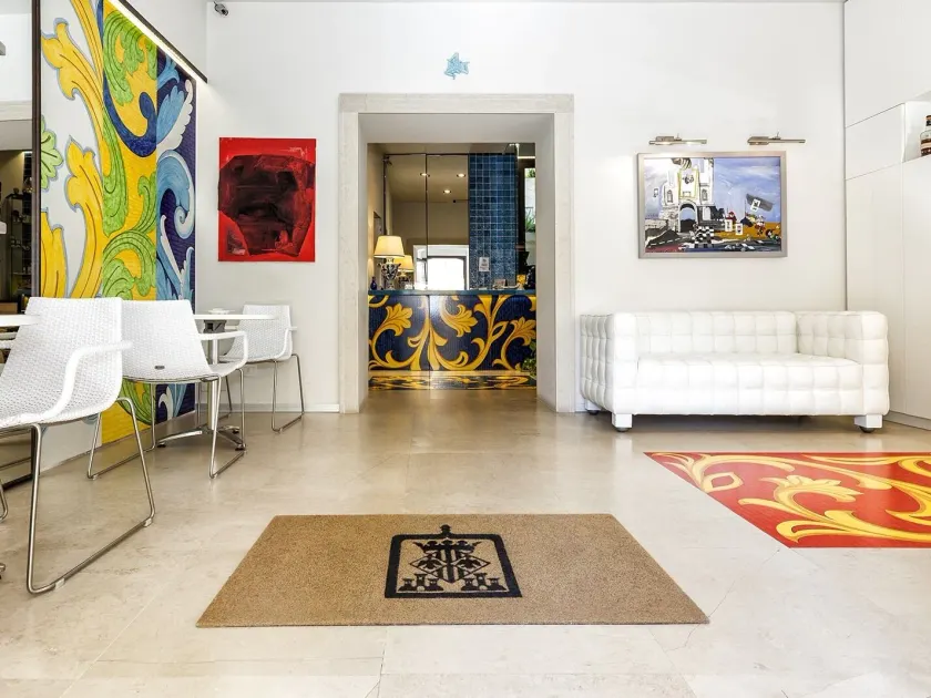 Porta del Tocco Design Rooms - Image 1