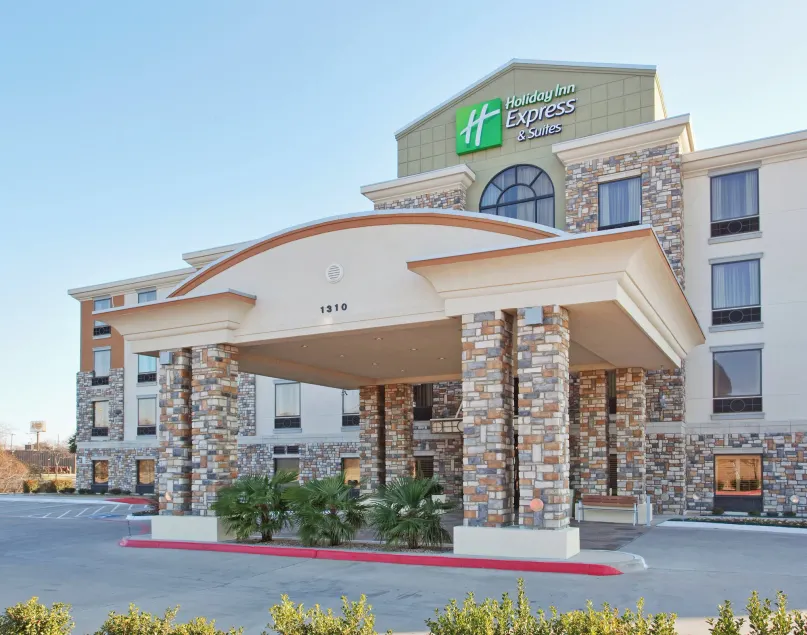 Holiday Inn Express Hotel & Suites Dallas South - DeSoto by IHG - Image 1