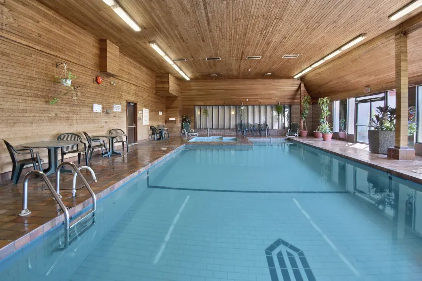 Ramada by Wyndham Kelowna Hotel & Conference Center- Pool, Hot Tub, and Restaurant - Image 1