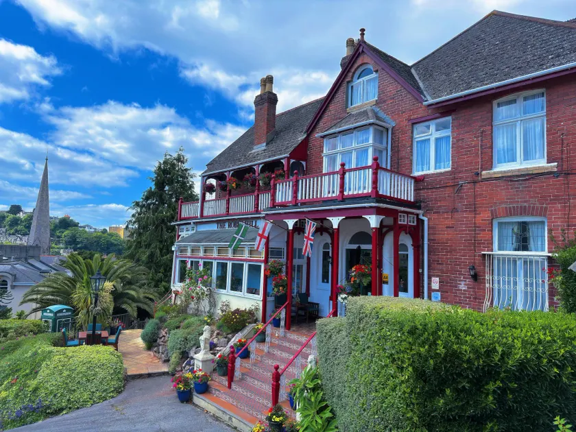 The Robin Hill - Image 1