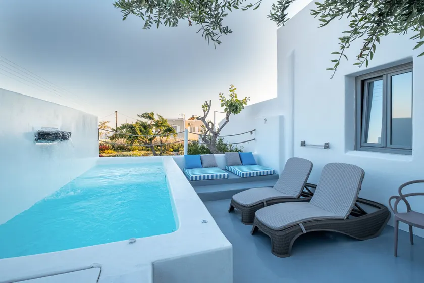 Majestic Sky Luxury Suites - Image 1