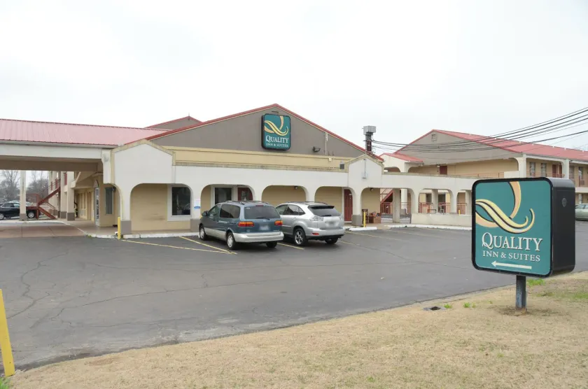 Quality Inn & Suites Covington - Image 1