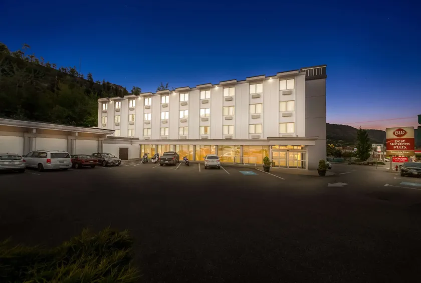 Best Western Plus Columbia River Hotel - Image 1