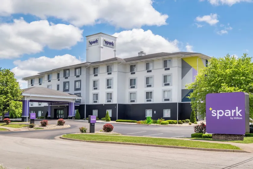 Spark by Hilton Shepherdsville Louisville South - Image 1