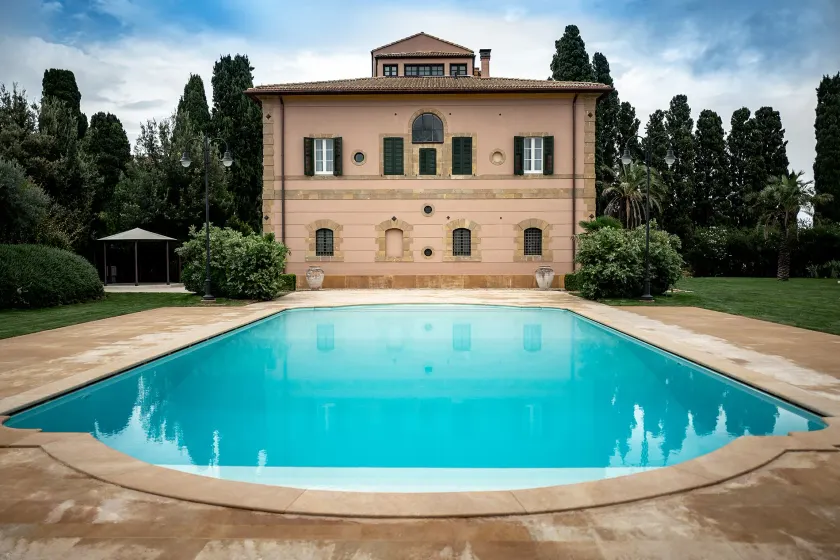 Villa Lanzirotti Luxury Property - Image 1
