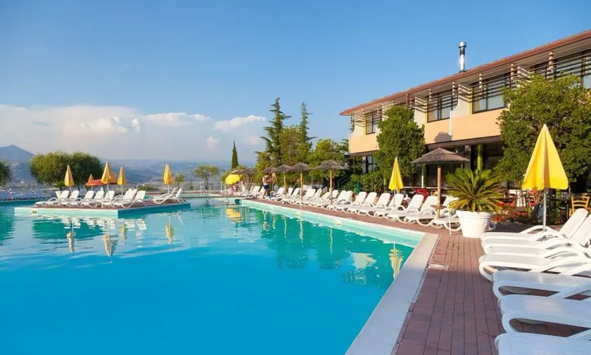 Hotel Centro Turistico Gardesano - Image 1