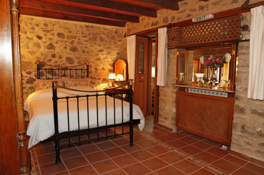 Dorovinis Country Houses - Image 1