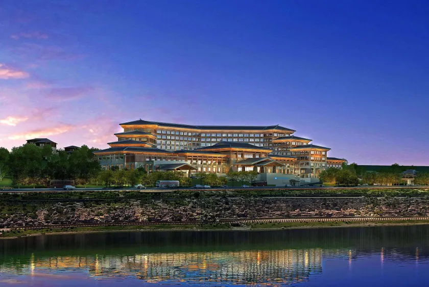 Wyndham Baise Resort - Image 1