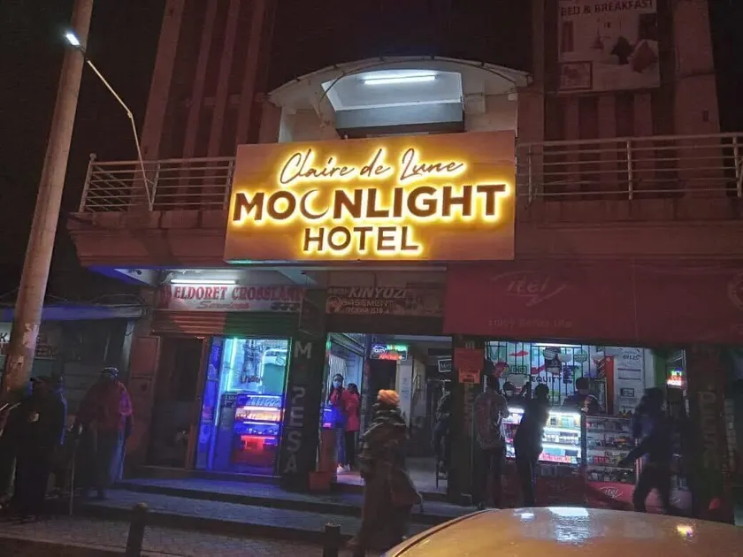 Claire de Lune Moonlight Hotel - Image 1