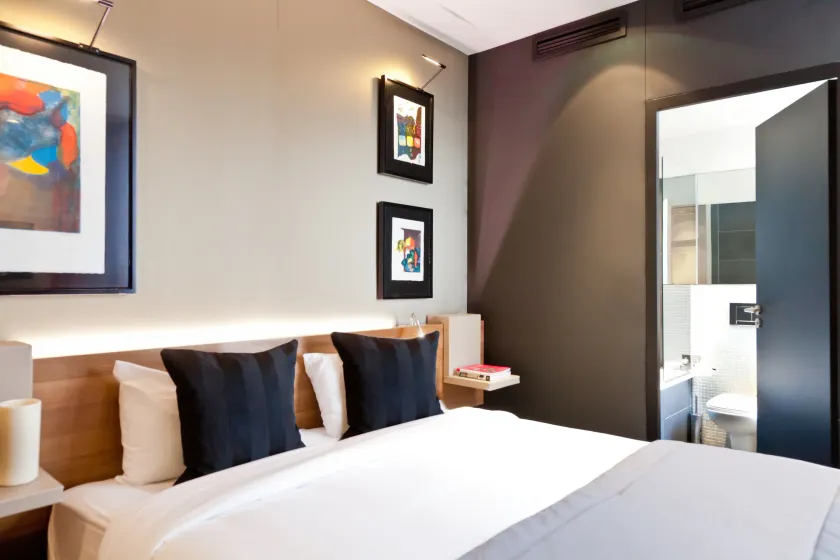 Fred Hotel - Image 1