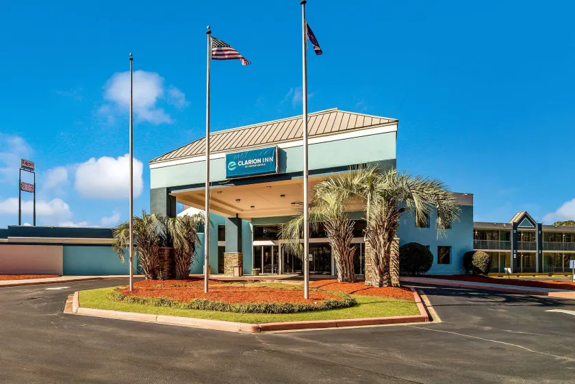 MainStay Suites Florence - Darlington - Image 1