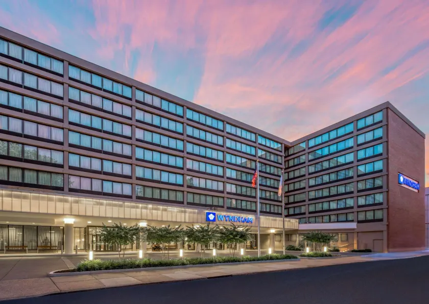 Wyndham Philadelphia-Historic District - Image 1
