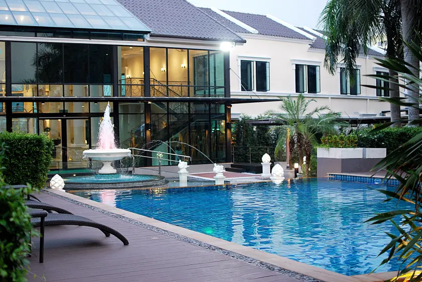 The Green View Hotel - Image 1