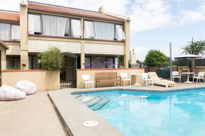 The Beachcomber Hotel - Image 1