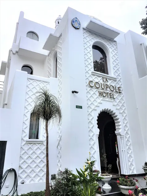 La Coupole Hotel - Image 1
