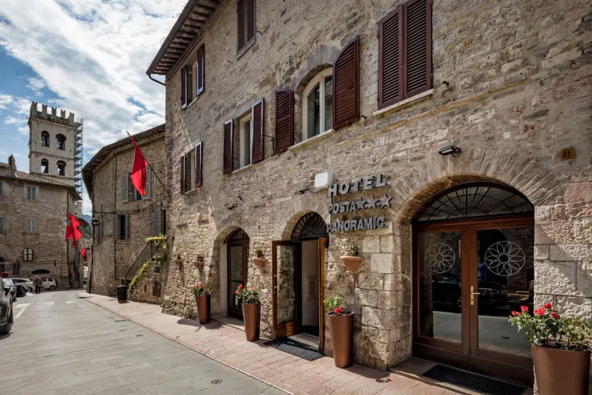 Hotel Posta Panoramic Assisi - Image 1