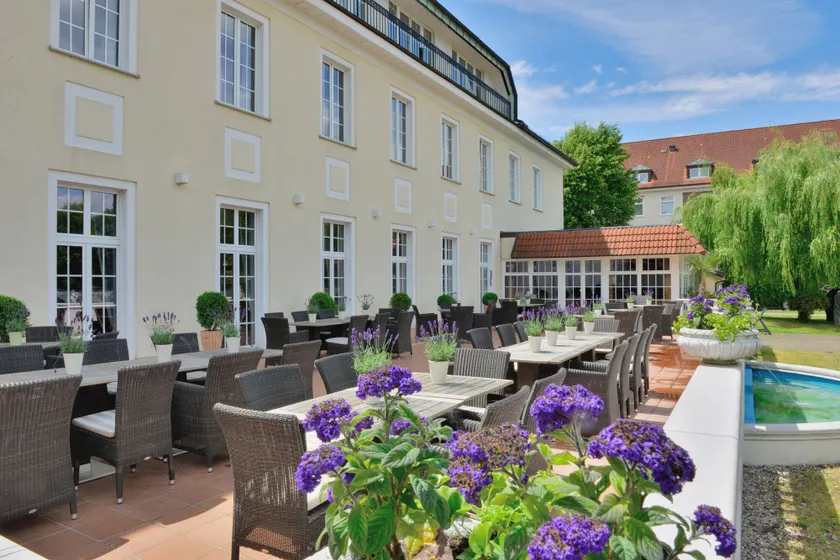 Hotel Der Lindenhof - Image 1