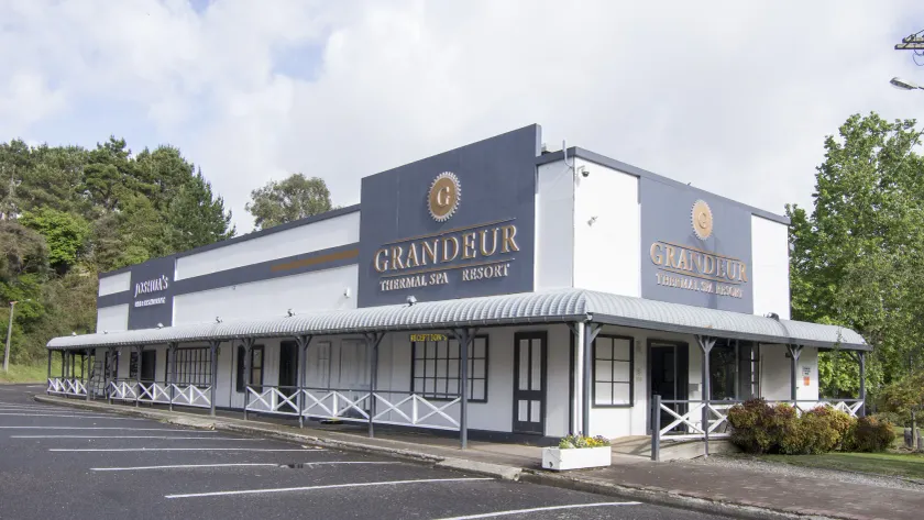 Grandeur Thermal Spa Resort - Image 1