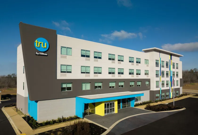 Tru By Hilton Tupelo - Image 1