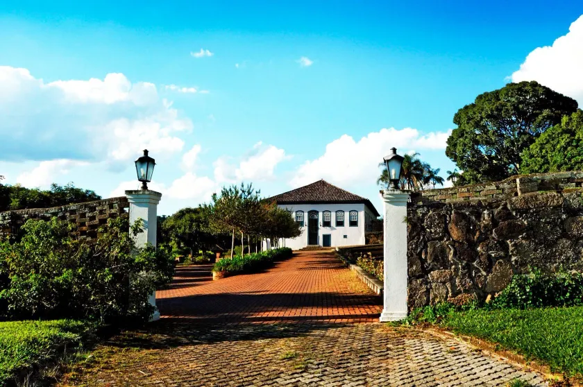 Fazenda Dona Carolina Hotel Histórico - Image 1