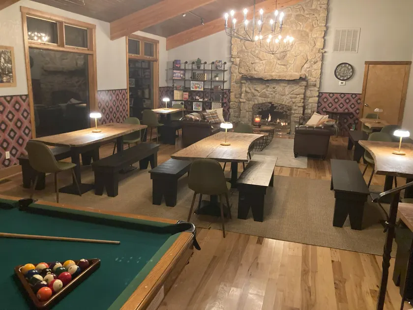 Country Mountain Inn - Image 1