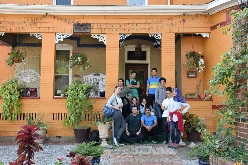 Riverview Mansion Hotel - Image 1